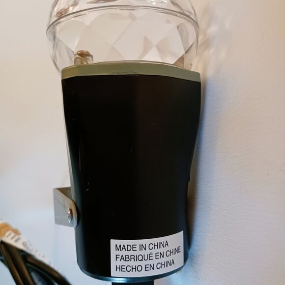 Interteck 120v Indoor/Outdoor Red/Green Projection - Picture 6 of 9